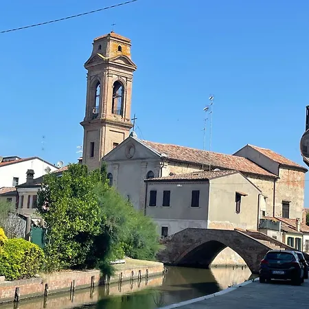 Oda ve Kahvaltı La Fortezza 3*